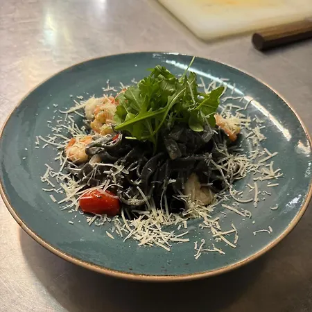 Karczma Rybna Rybaczowka Marina Bed & Breakfast 3*