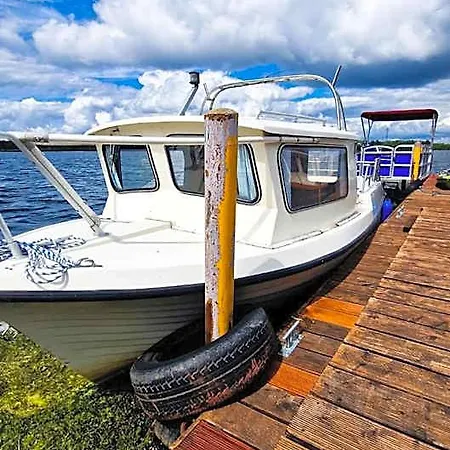 Karczma Rybna Rybaczówka Marina Alojamento de Acomodação e Pequeno-almoço