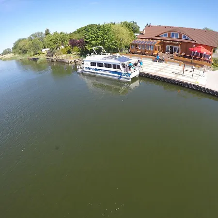 Karczma Rybna Rybaczowka Marina Bed & Breakfast