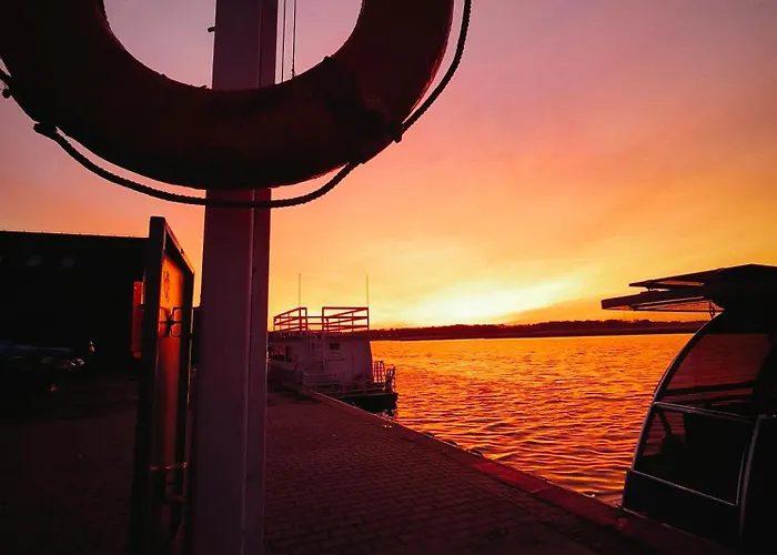 Karczma Rybna Rybaczówka Marina Nocleg ze śniadaniem 3*