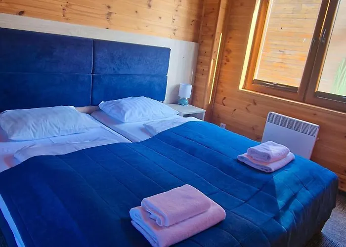 Karczma Rybna Rybaczówka Marina Nocleg ze śniadaniem Świnoujście